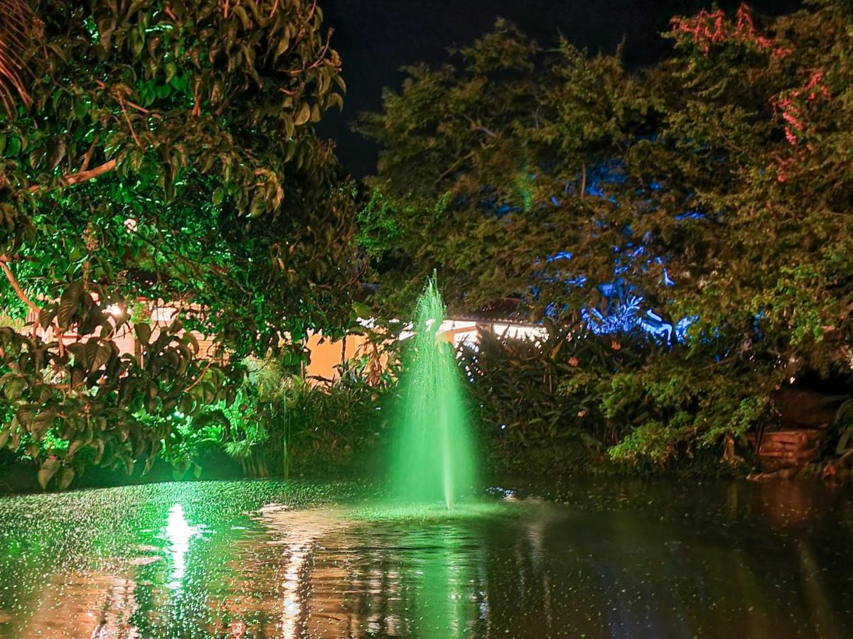 Hotel Terra บาริชารา ภายนอก รูปภาพ